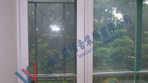 标题：临安老房隔音窗换新，花小钱告别马路噪音